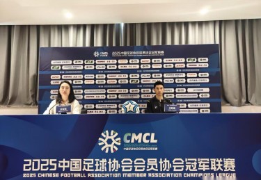 星空体育app-西甲联赛巴萨战况：巴萨在西甲联赛中的赛季战况与表现