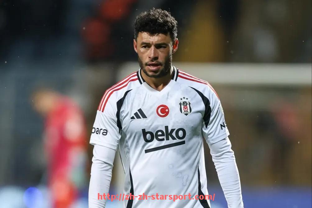 星空体育app-世俱杯前锋球员错失良机次数与进攻效率关系分析